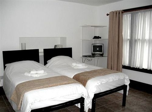 Breeze Guest House Bootle  Luaran gambar