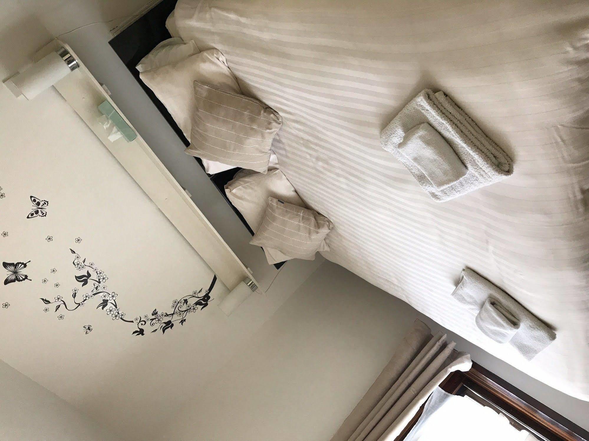 Breeze Guest House Bootle  Luaran gambar
