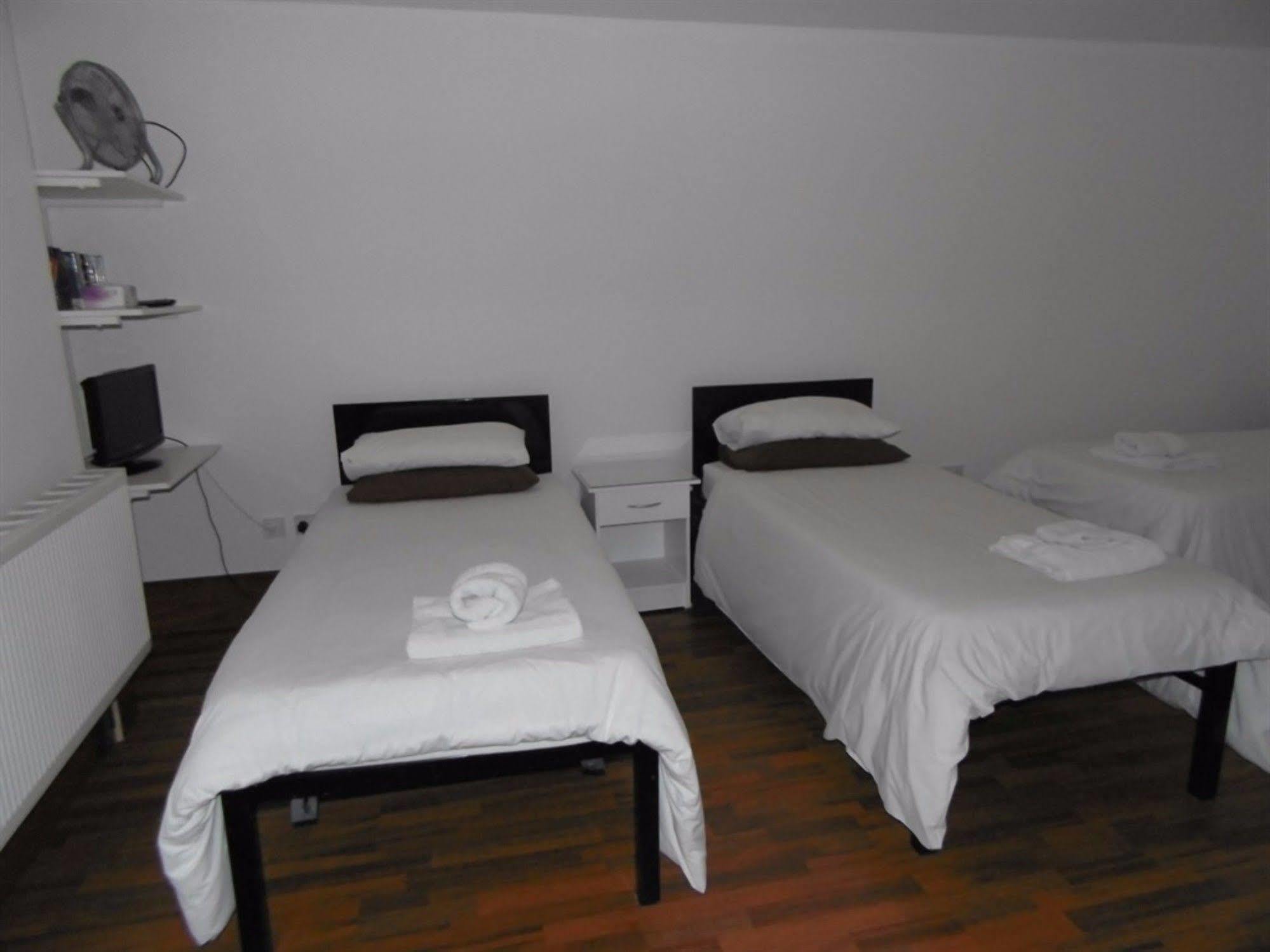 Breeze Guest House Bootle  Luaran gambar